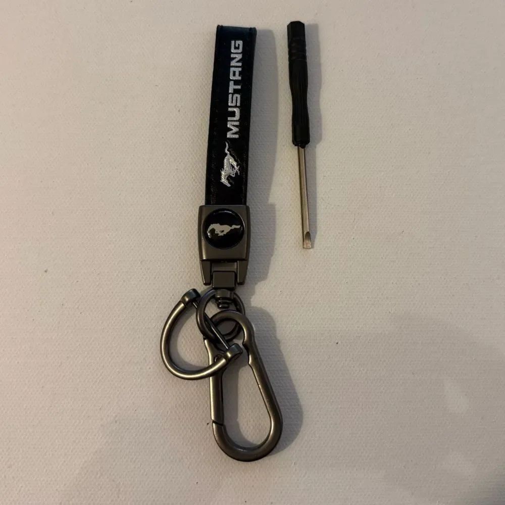 Mustang Key Fob Keychain in Black Leather with Logo NWT